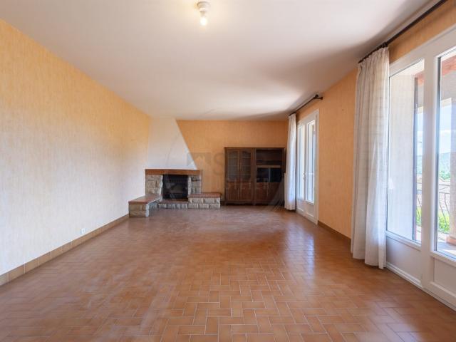 Maison vente à Privas, Coux
