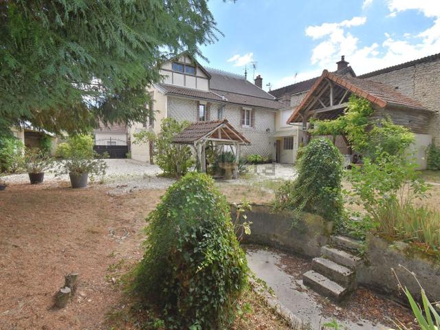 Maison vente à Le Village, Trannes