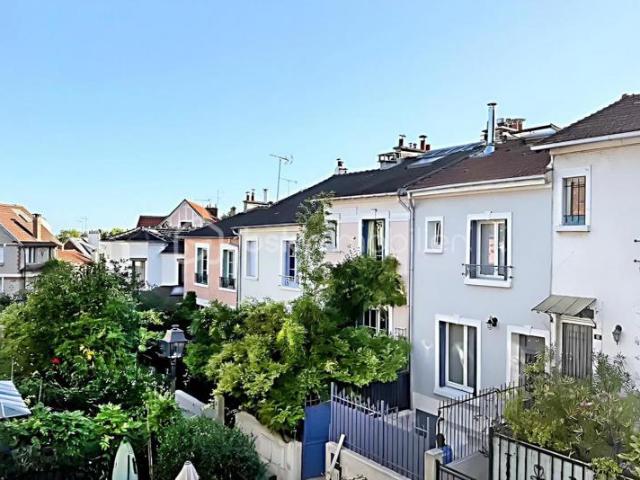 Maison vente à Rouzaud, Paris