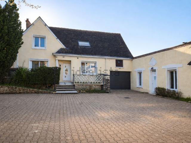 Maison vente à Chêne-Chenu, Tremblay-les-Villages