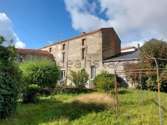 Maison vente à Le Puits Guilbaud, Trémentines