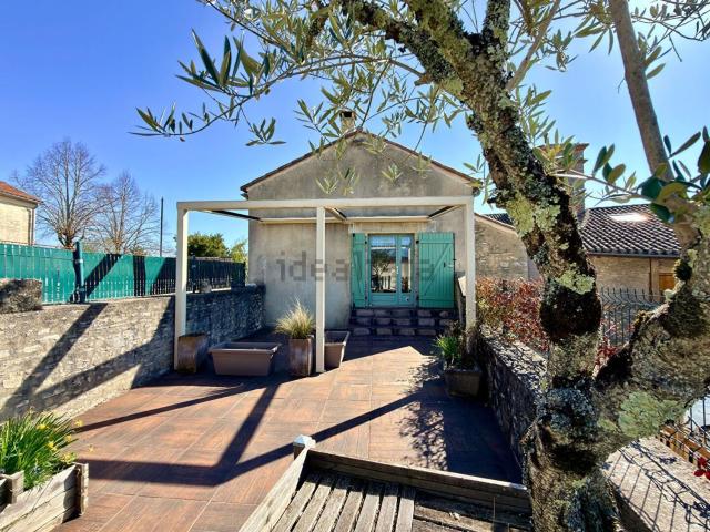 Maison vente à Trespoux-Rassiels, Lot