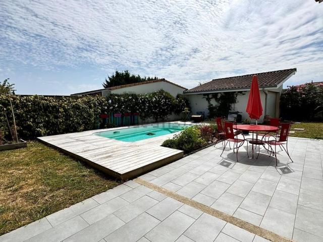 Maison vente à Perrin, Tresses