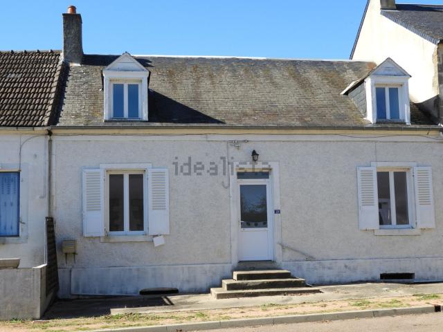 Maison vente à Les Charmes, Trois-Vèvres