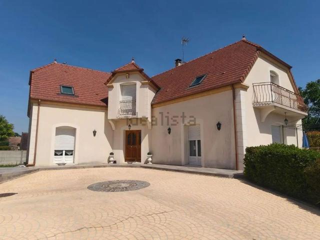 Maison vente à Troyes, Aube