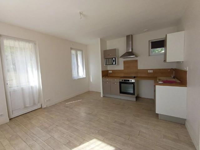 Maison location à Les Bordes, Gouex