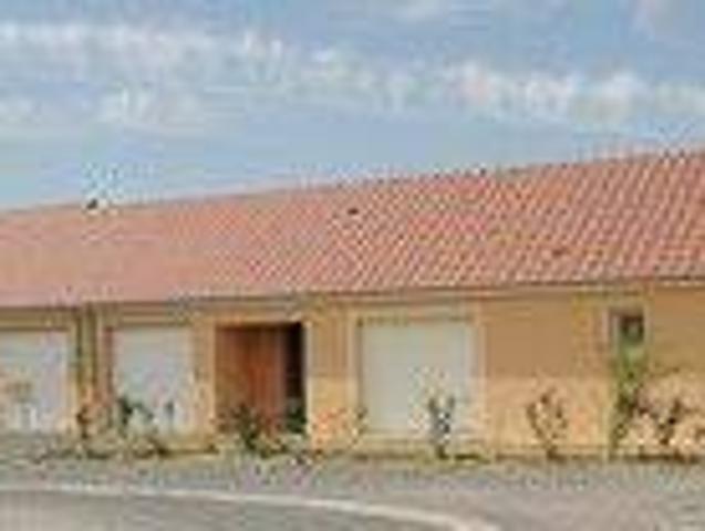Maison location à Pruniers, Indre