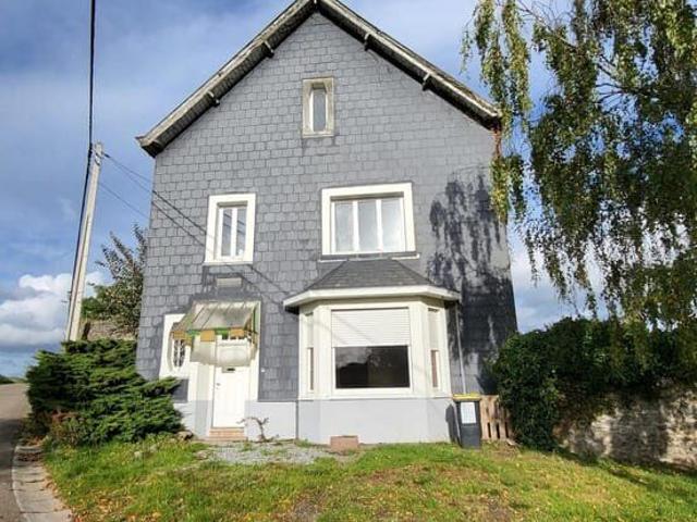 Maison location à Solre-sur-sambre, Wallonie