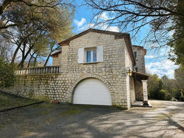 Maison vente à Saint-Médiers, Montaren-et-Saint-Médiers