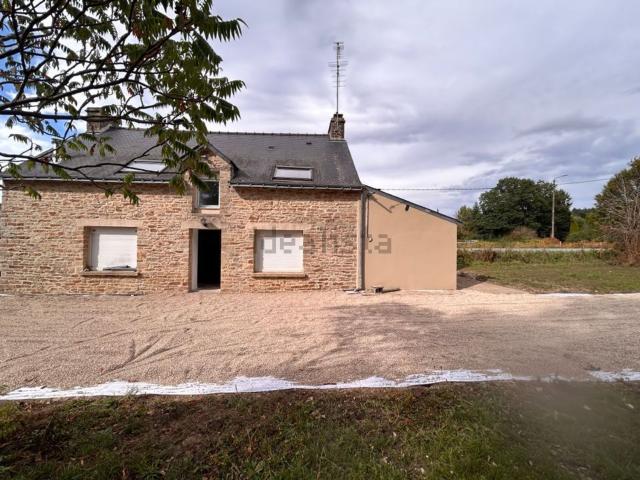 Maison location à Le Roc-Saint-André, Val d'Oust