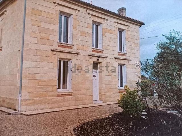 Maison location à Aubie-et-Espessas, Val de Virvée