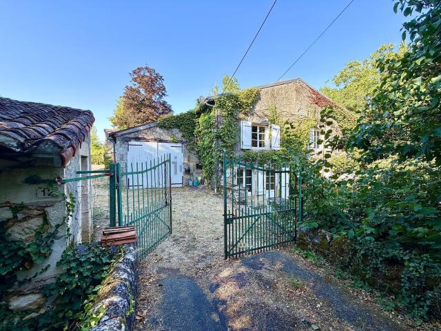 Maison vente à Saint-Martin-la-Rivière, Valdivienne