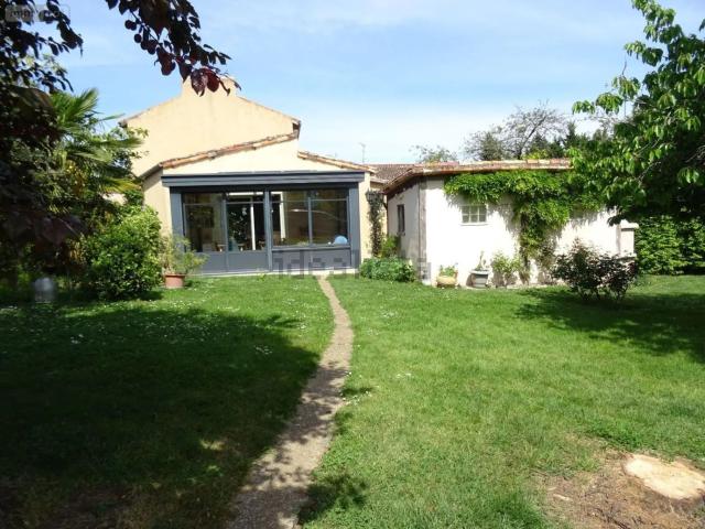 Maison vente à Les Champs de la Fosse, Valdivienne