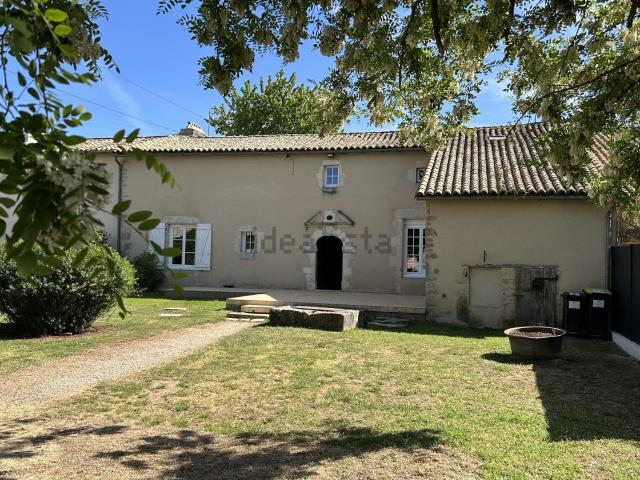 Maison vente à Ceaux-en-Couhé, Valence-en-Poitou