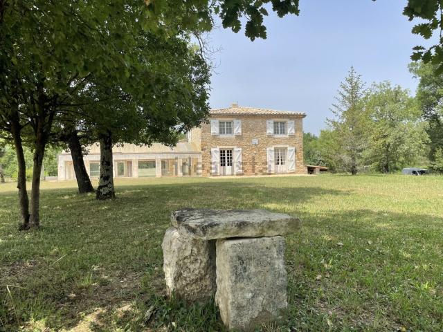 Maison vente à La Combe, Vallon-Pont-d'Arc