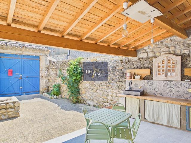 Maison vente à La Combe, Vallon-Pont-d'Arc