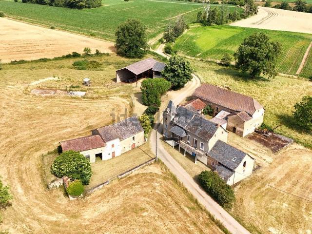 Maison vente à La Peyrière, Valzergues