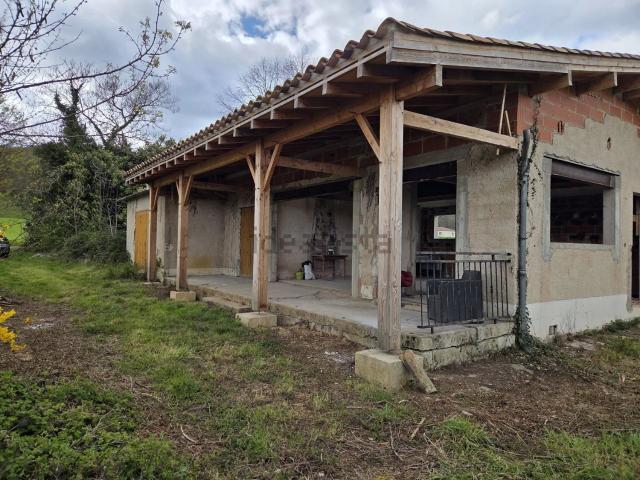 Maison vente à Arnac, Varen