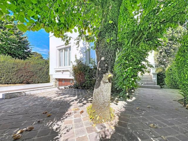 Maison vente à Domaine de la Marche, Marnes-la-Coquette