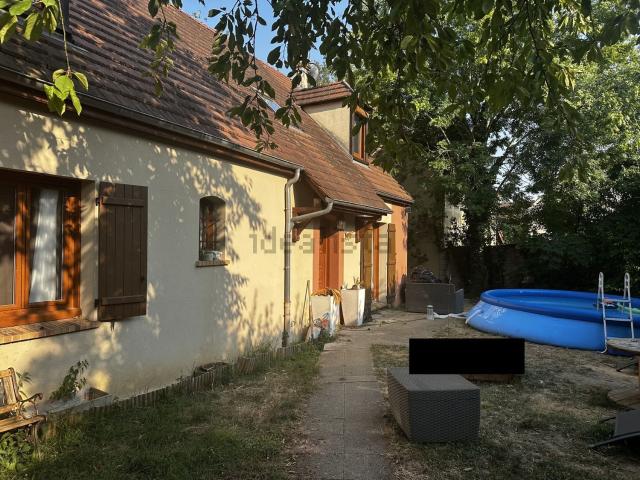 Maison vente à Le Village, Vauréal