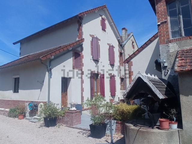 Maison vente à Vaux, Allier