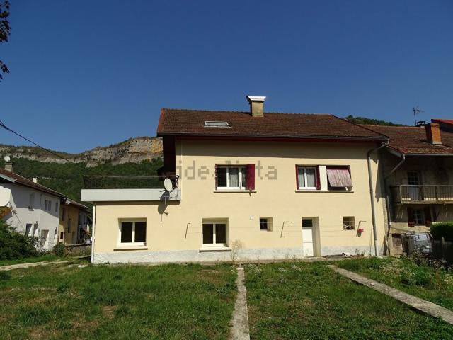 Maison vente à Le Ratey, Vaux-lès-Saint-Claude