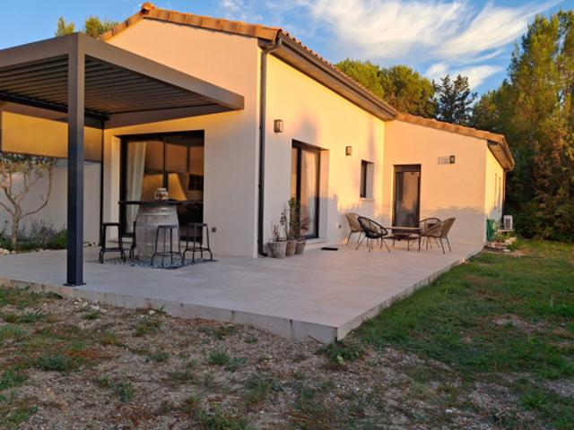 Maison vente à Avignon, Vedène