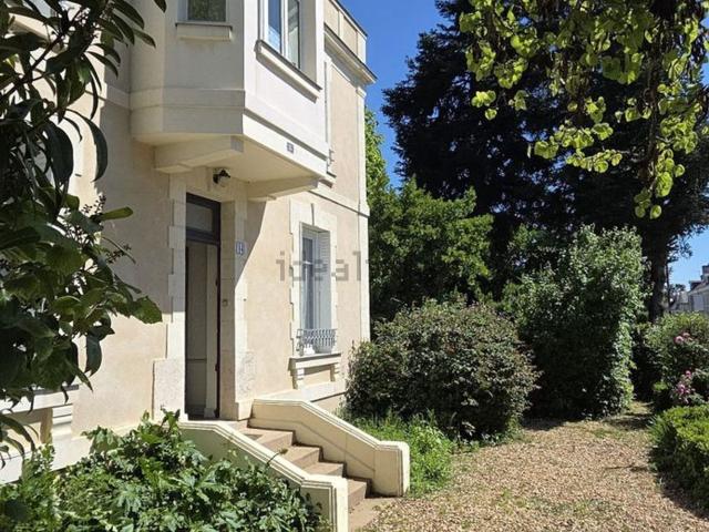 Maison vente à Le Bourg, Vernantes