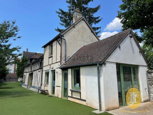 Maison location à Les Blanchères, Vernon