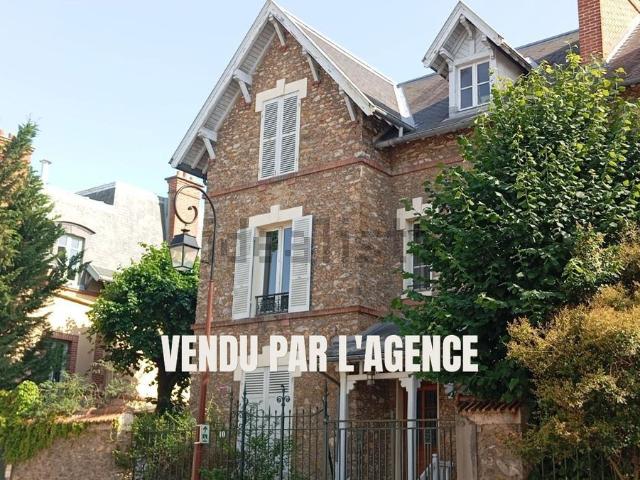Maison vente à Montreuil, Versailles