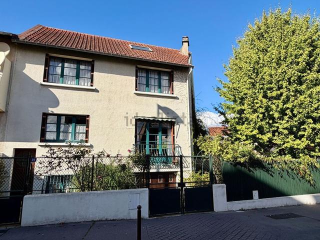 Maison vente à Jussieu, Versailles