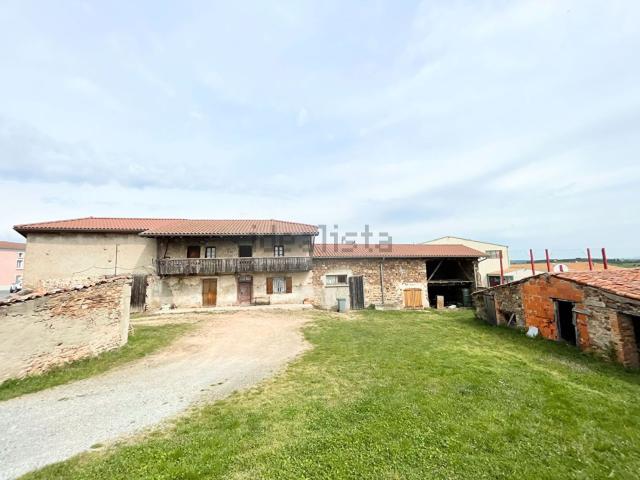 Maison vente à Amions, Vézelin-sur-Loire