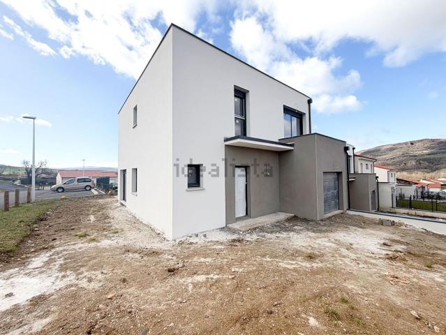 Maison vente à Longues, Vic-le-Comte