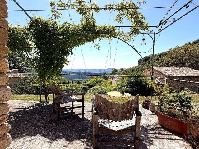 Maison vente à Viens, Vaucluse