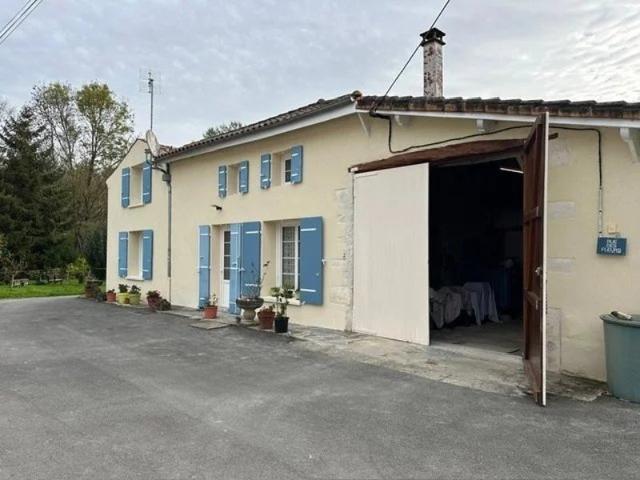 Maison vente à Brives-sur-charente, Domaine de Brives