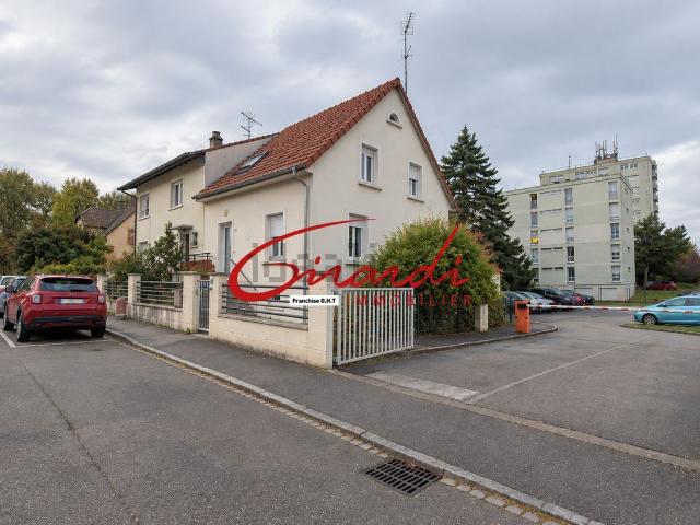 Maison vente à Port de Mulhouse-Rhin - Huningue, Huningue