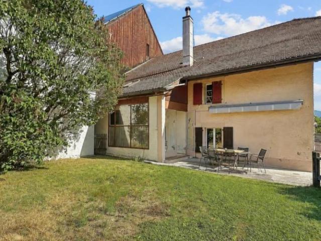 Haus kaufen in L Abergement, Waadt