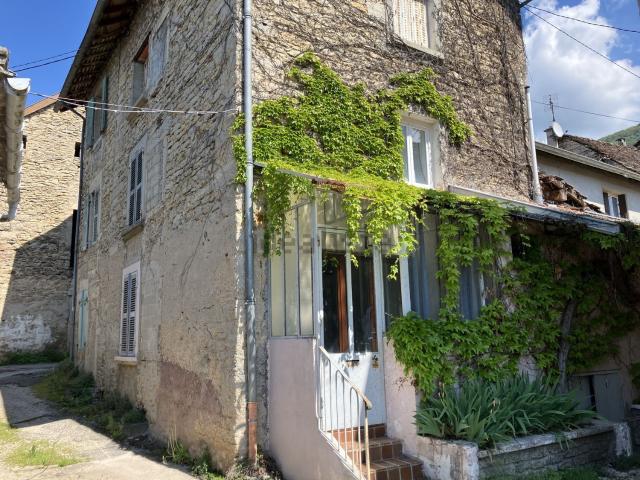 Maison vente à Sous le Mas, Villebois
