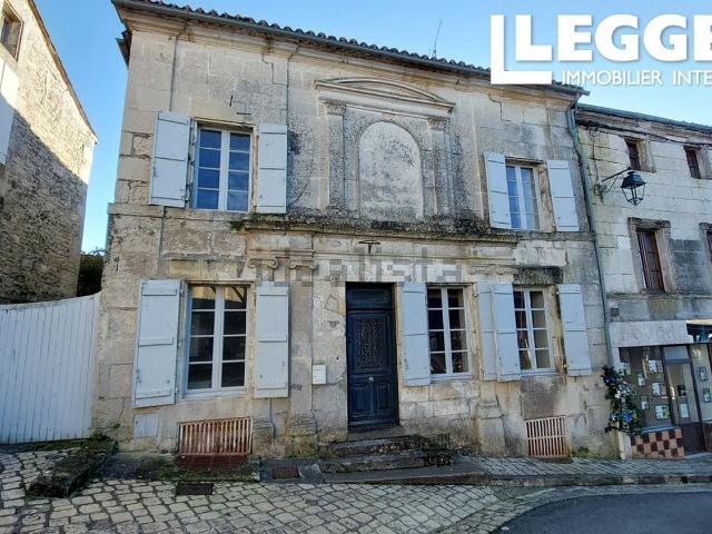 Maison vente à Villebois-Lavalette, Charente
