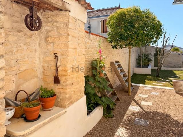 Maison vente à Le Cerisier, Villedoux