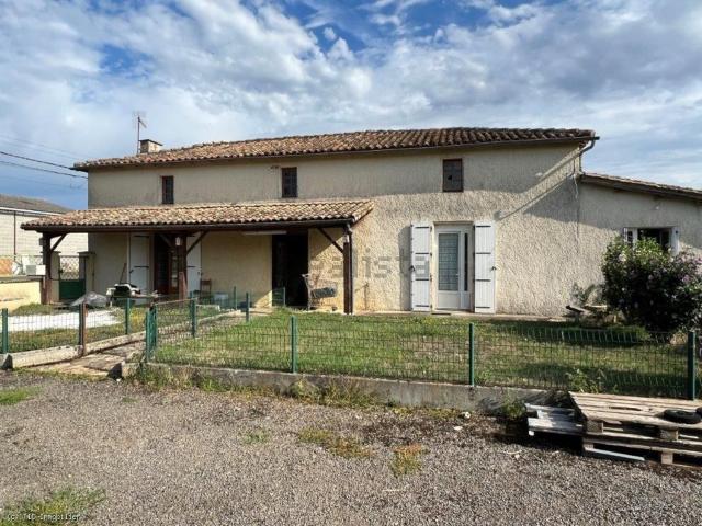 Maison vente à Les Moulins, Villefagnan