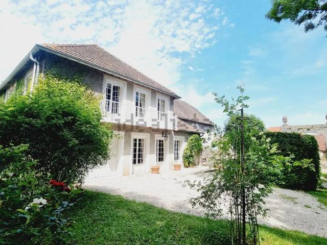 Maison vente à Saint-Michel, Villegusien-le-Lac