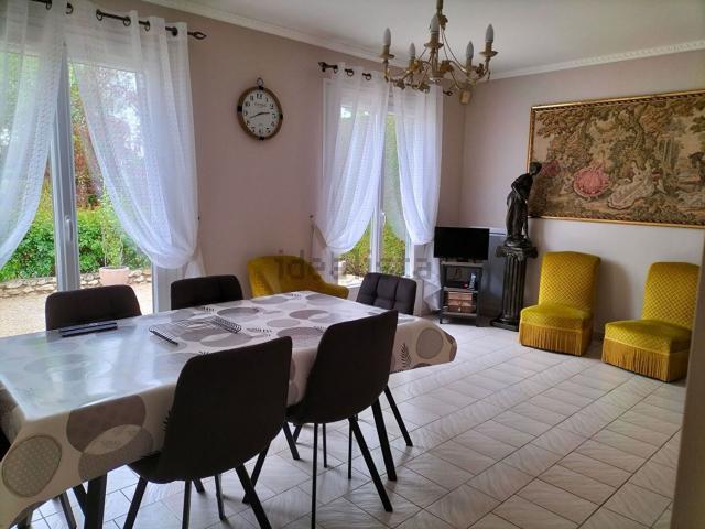 Maison vente à Ozoir-le-Breuil, Villemaury