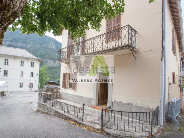Maison vente à Villeneuve-d'Entraunes, Alpes-Maritimes