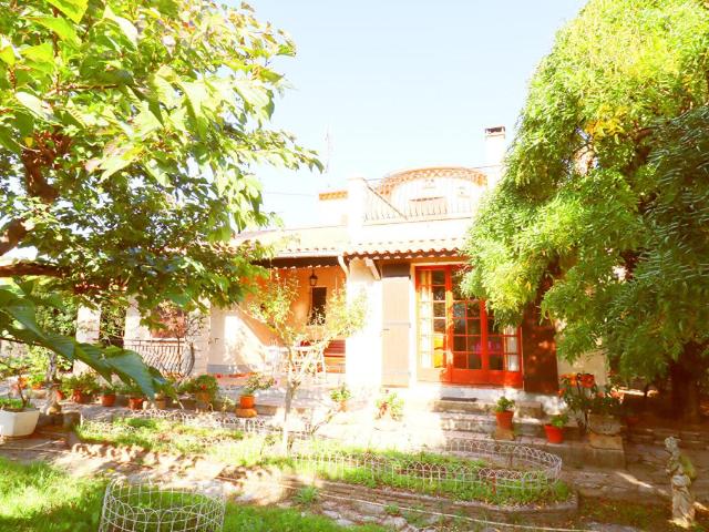Maison vente à Nîmes, Villeneuve-lès-avignon