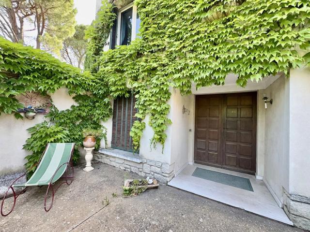 Maison vente à Nîmes, Villeneuve-lès-avignon