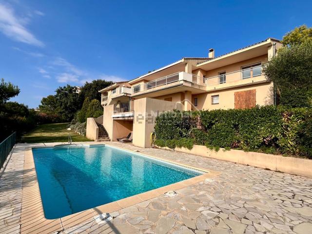 Maison vente à Villeneuve-lès-Avignon, Gard