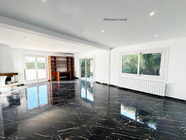 Maison vente à Grasse, Villeneuve-loubet