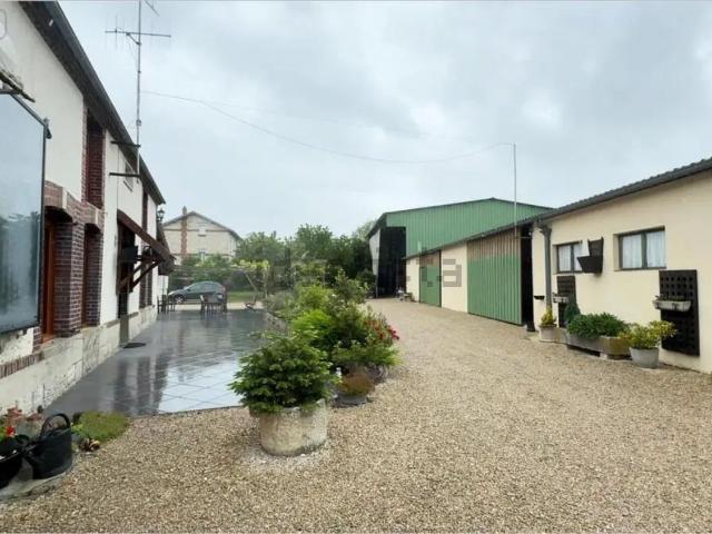 Maison vente à Villeneuve, Villeneuve-Renneville-Chevigny