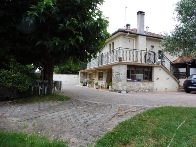 Maison location à La Bruguette, Villeneuve-sur-Lot